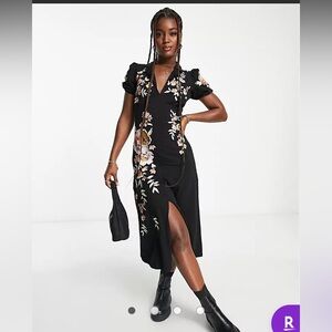NWT ASOS DESIGN ultimate midi tea dress with collar and floral embroidery